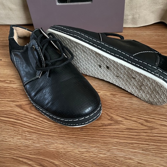 Pair of as 9 Brix men’s shoes (worn 1x) - Picture 2 of 3